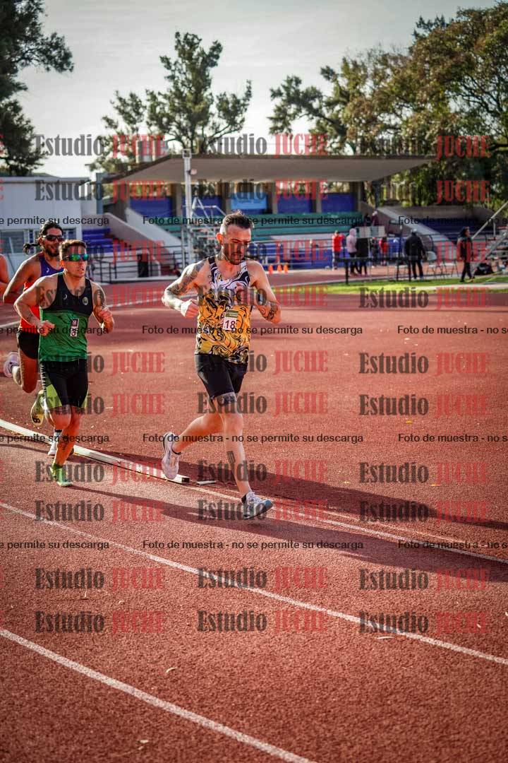 Fotos de los 3000 m llanos de varones