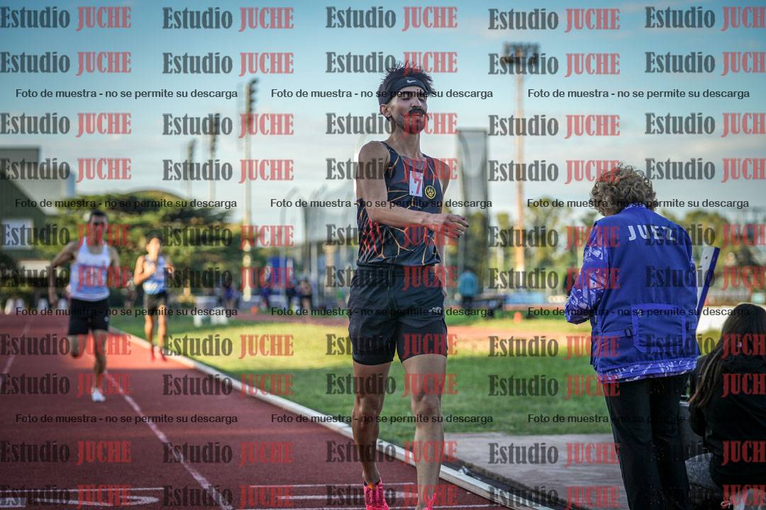 Fotos de los 1500 m llanos de varones