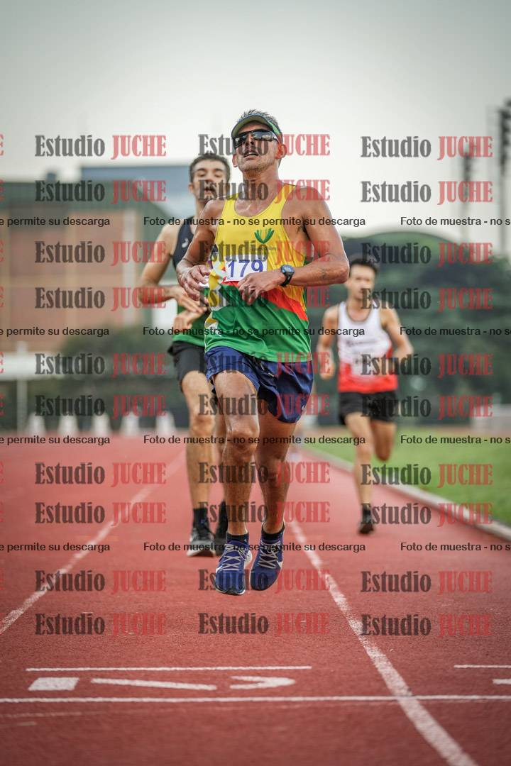 Fotos de los 3000 m llanos de varones