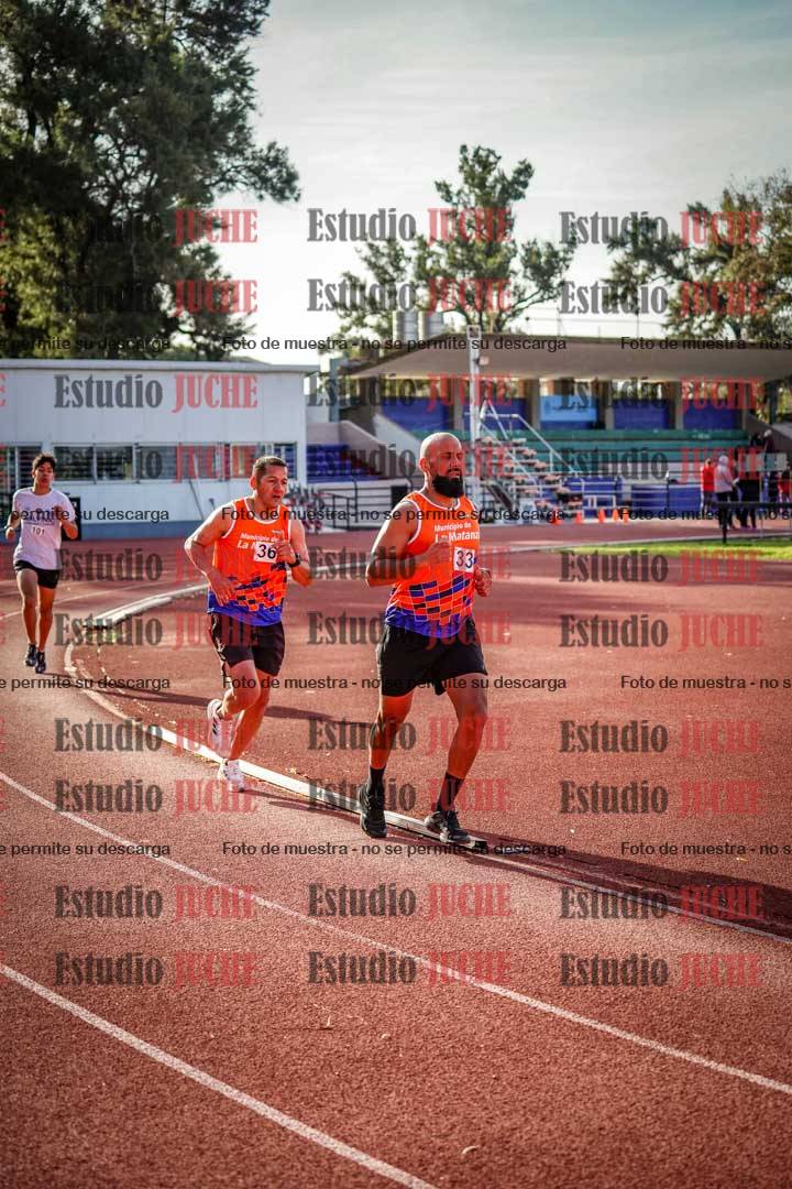 Fotos de los 3000 m llanos de varones