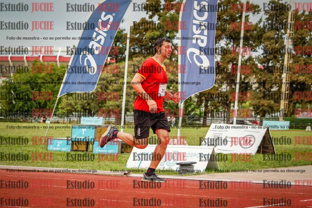 Fotos de los 3000 m llanos de varones
