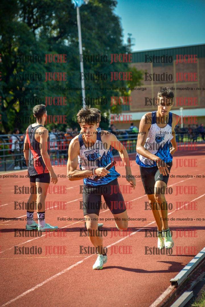 Fotos de las postas 4x400 m llanos de varones