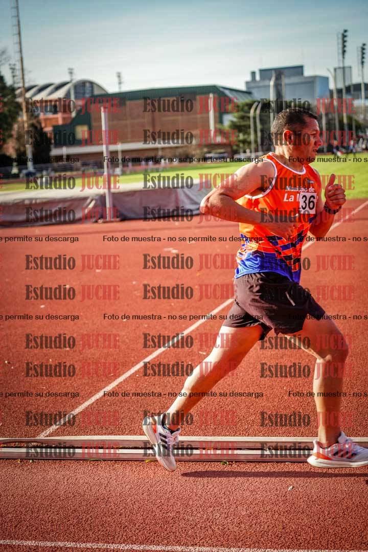 Fotos de los 3000 m llanos de varones