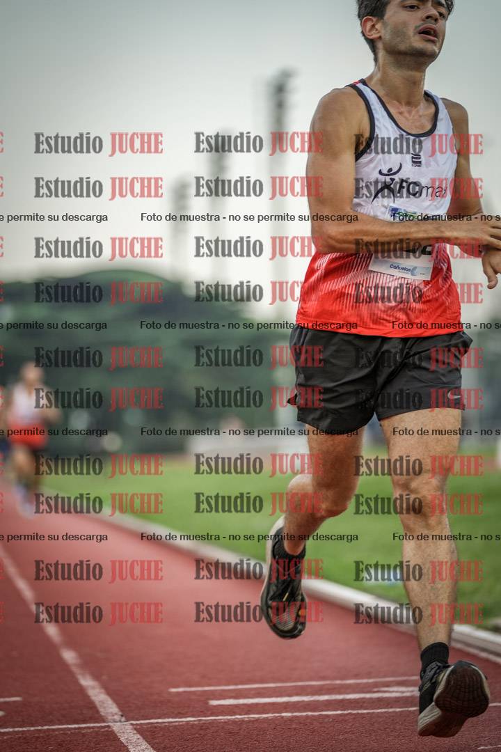 Fotos de los 3000 m llanos de varones