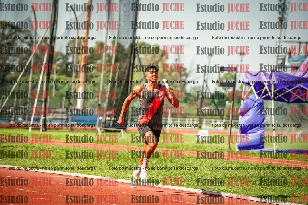 Fotos de las postas 4x400 m llanos de varones