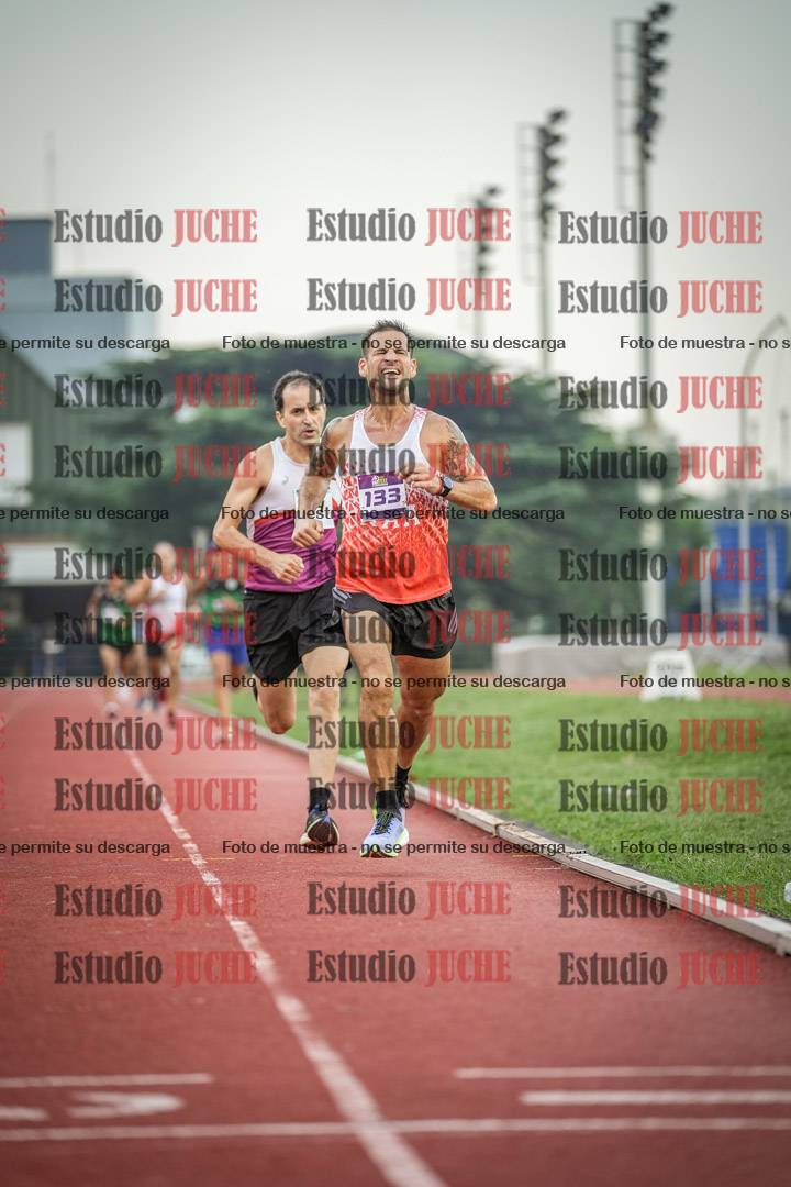 Fotos de los 3000 m llanos de varones