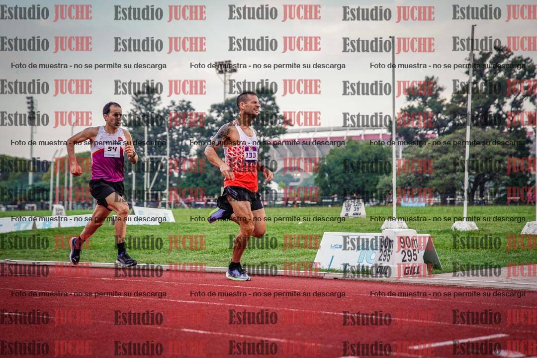 Fotos de los 3000 m llanos de varones