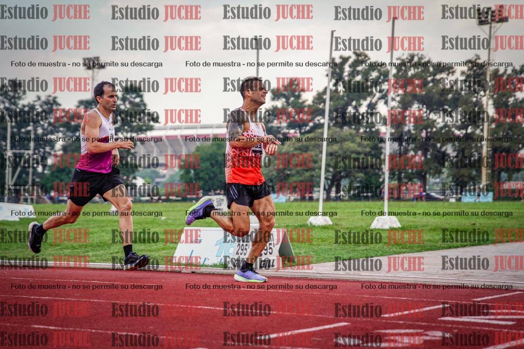 Fotos de los 3000 m llanos de varones