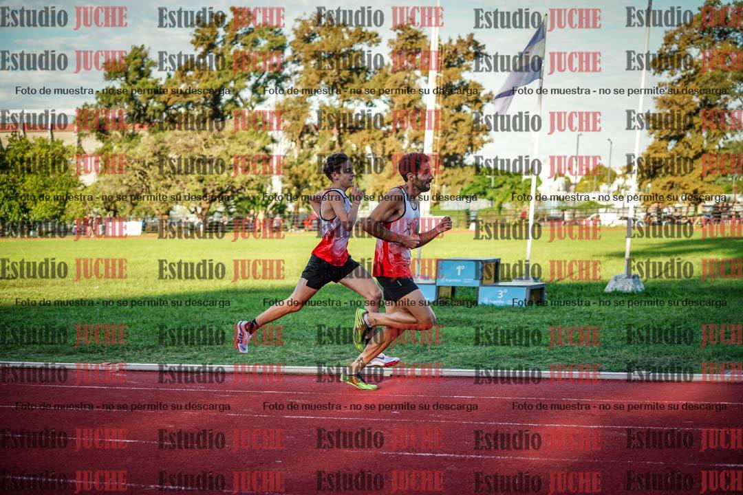 Fotos de los 1500 m llanos de varones