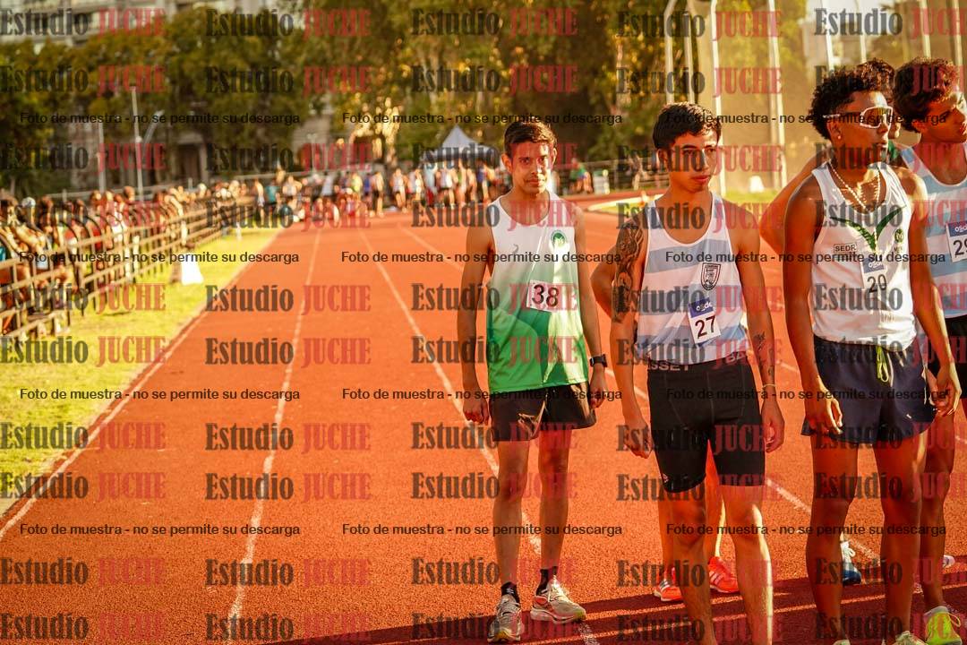 Fotos de los 3000 m llanos de varones
