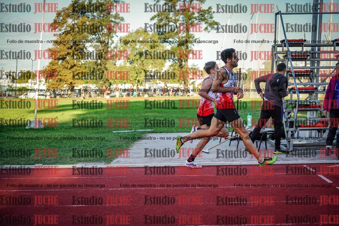 Fotos de los 1500 m llanos de varones