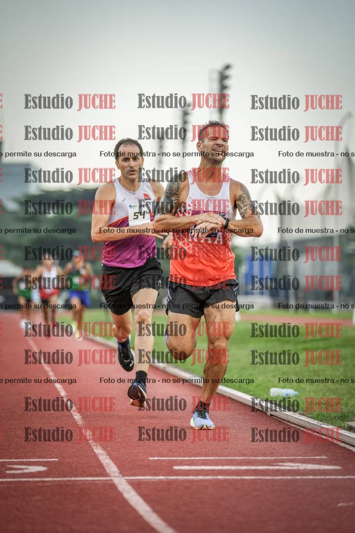 Fotos de los 3000 m llanos de varones