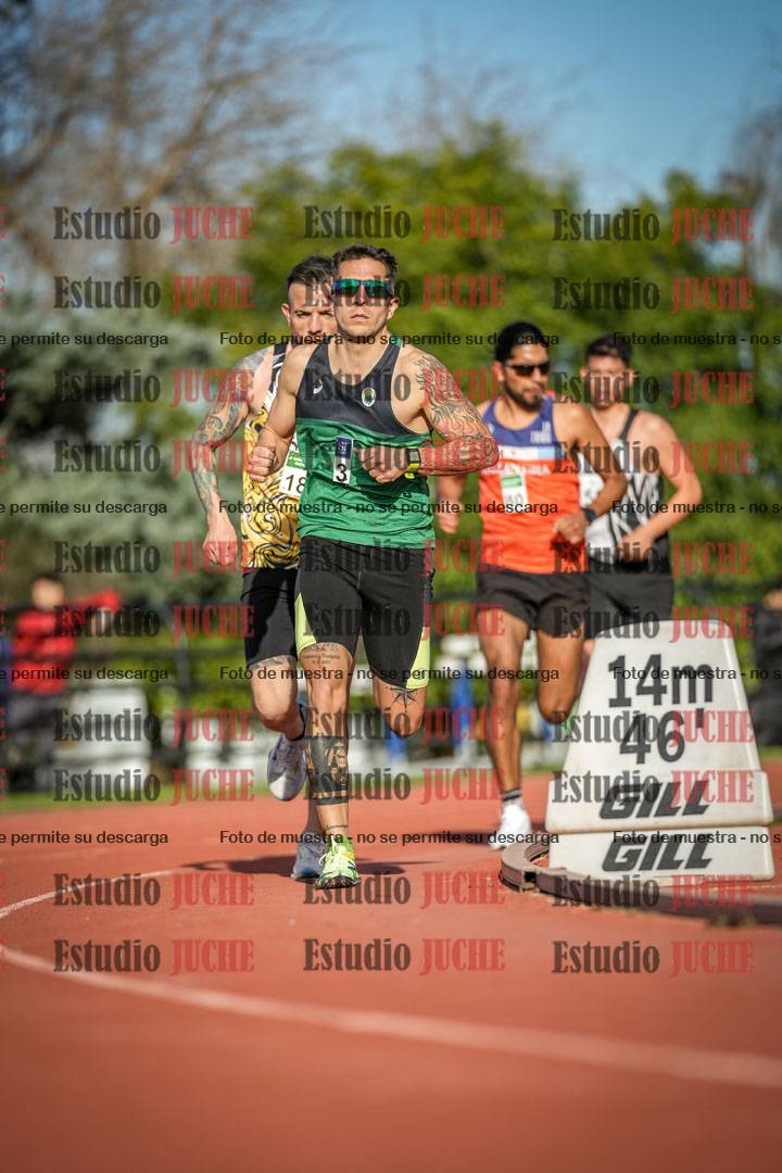 Fotos de los 3000 m llanos de varones