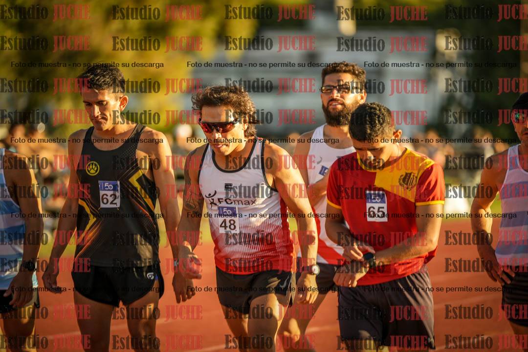 Fotos de los 3000 m llanos de varones