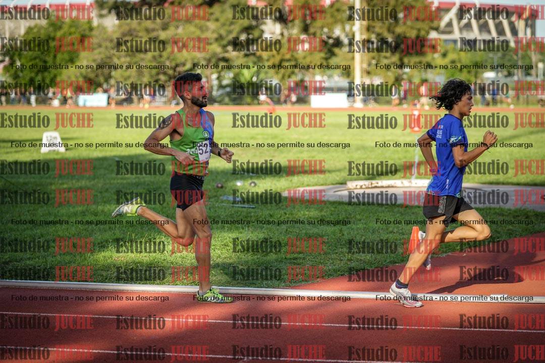 Fotos de los 1500 m llanos de varones