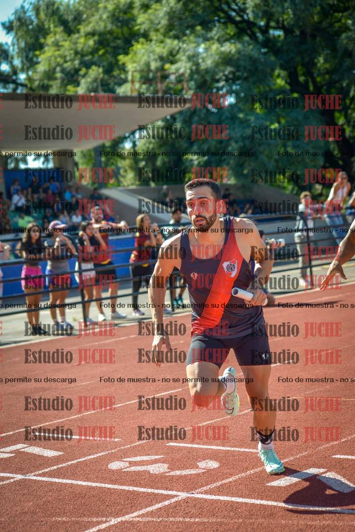 Fotos de las postas 4x400 m llanos de varones