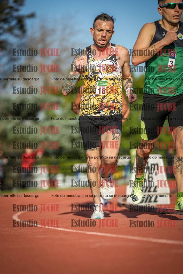 Fotos de los 3000 m llanos de varones