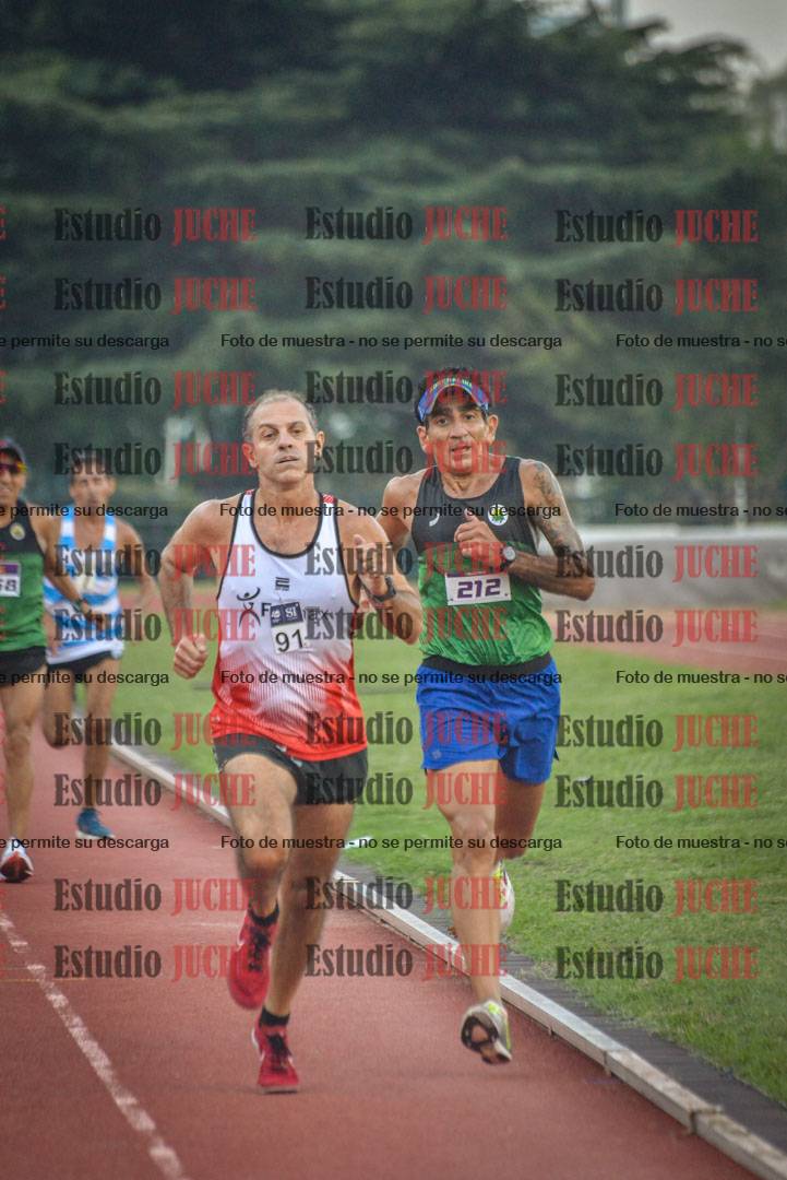 Fotos de los 3000 m llanos de varones
