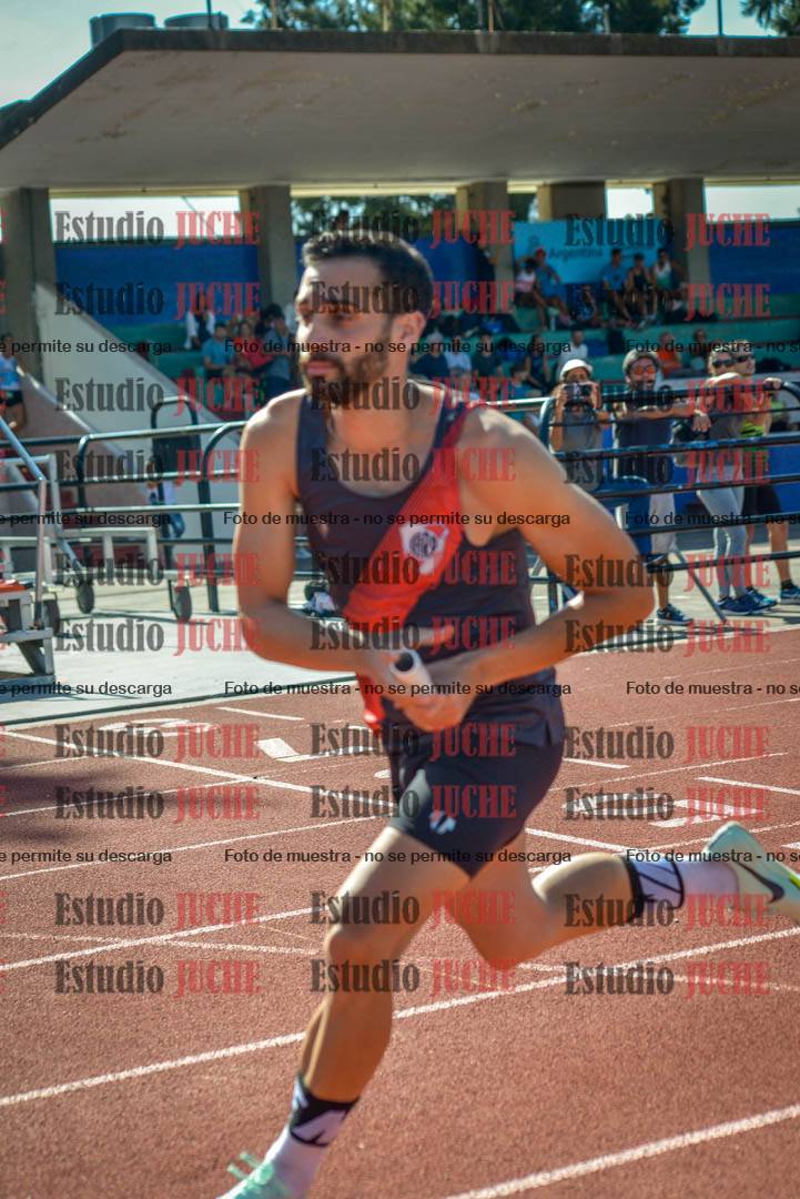 Fotos de las postas 4x400 m llanos de varones