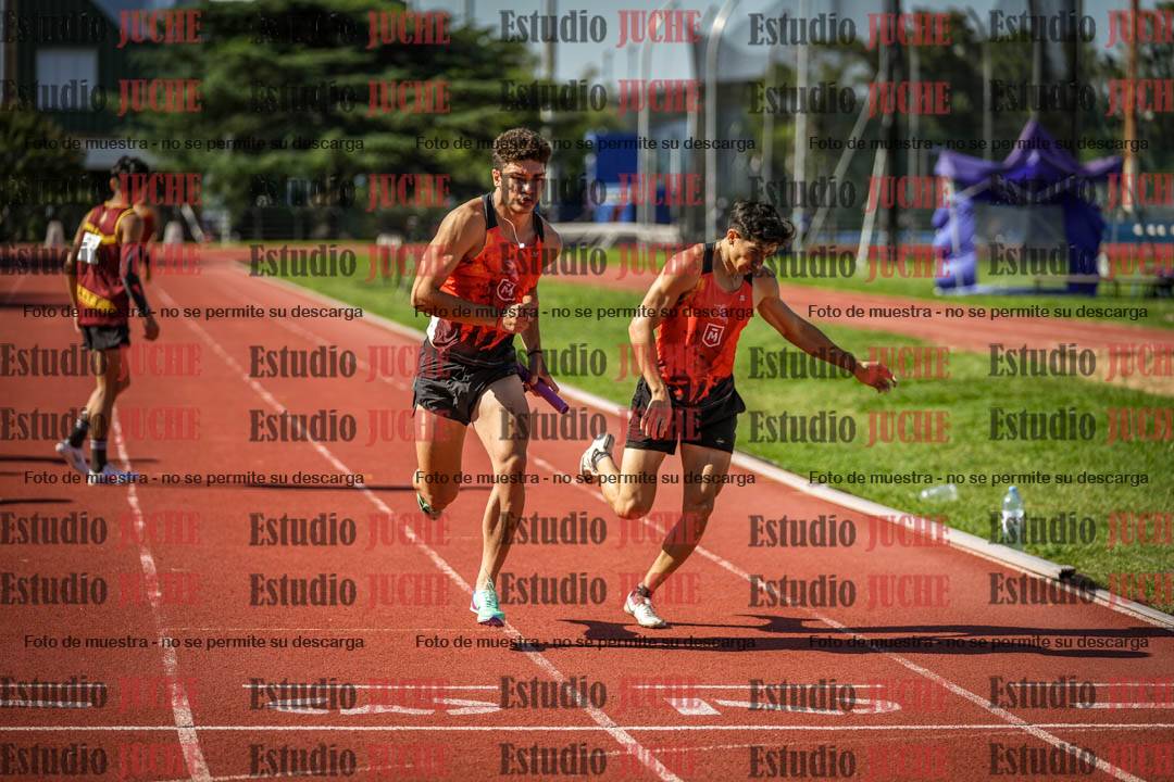 Fotos de las postas 4x400 m llanos de varones