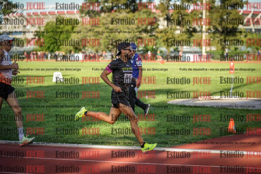 Fotos de los 1500 m llanos de varones