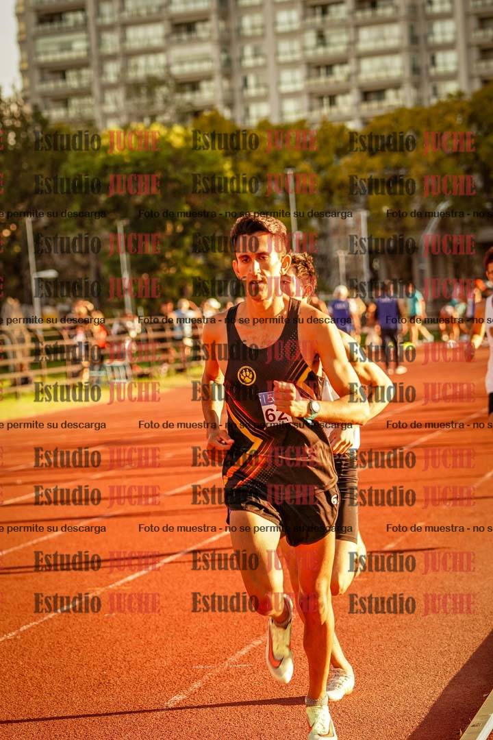 Fotos de los 3000 m llanos de varones