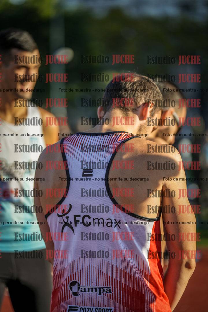Fotos de los 1500 m llanos de varones