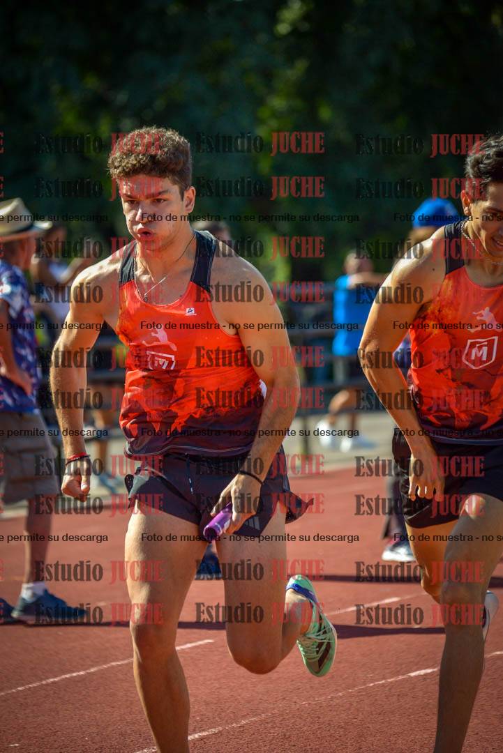 Fotos de las postas 4x400 m llanos de varones