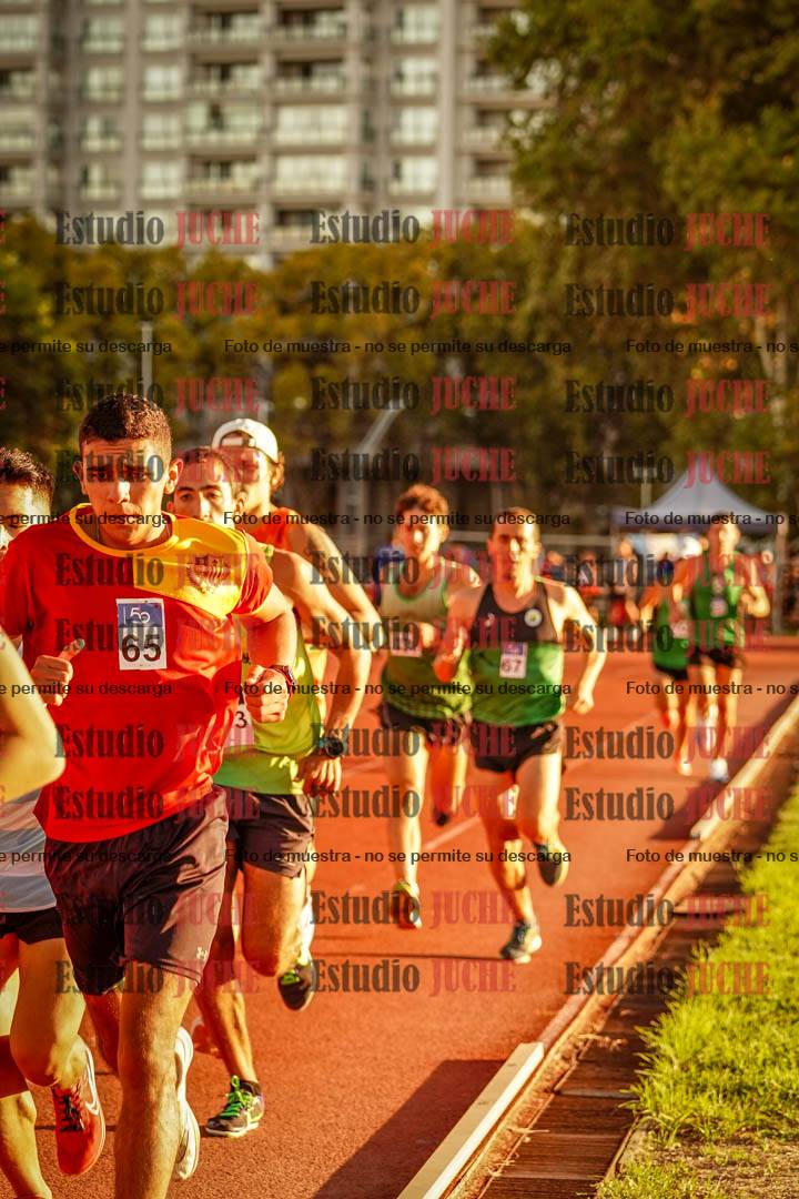 Fotos de los 3000 m llanos de varones