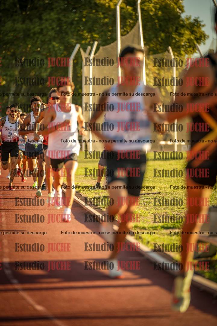 Fotos de los 3000 m llanos de varones