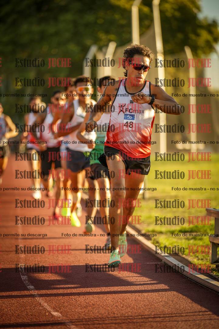 Fotos de los 3000 m llanos de varones