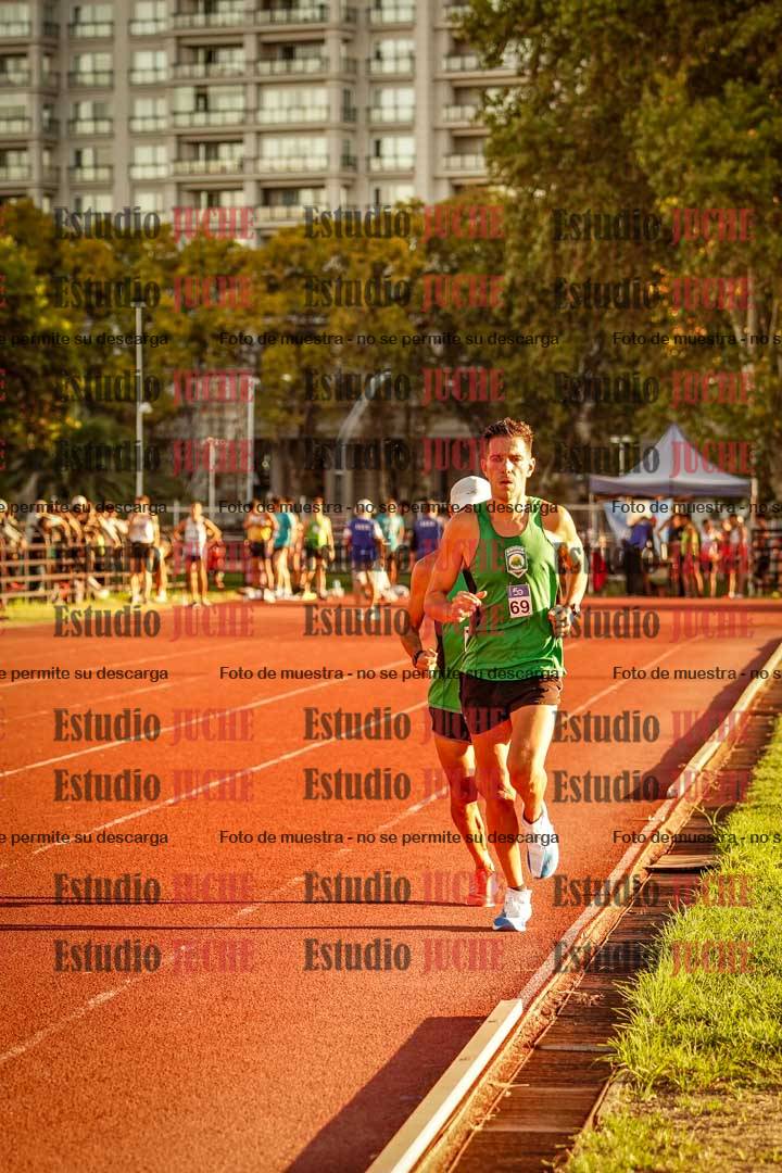 Fotos de los 3000 m llanos de varones