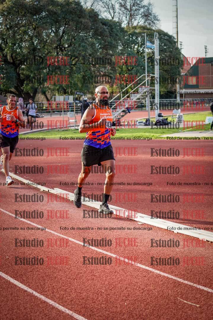 Fotos de los 3000 m llanos de varones