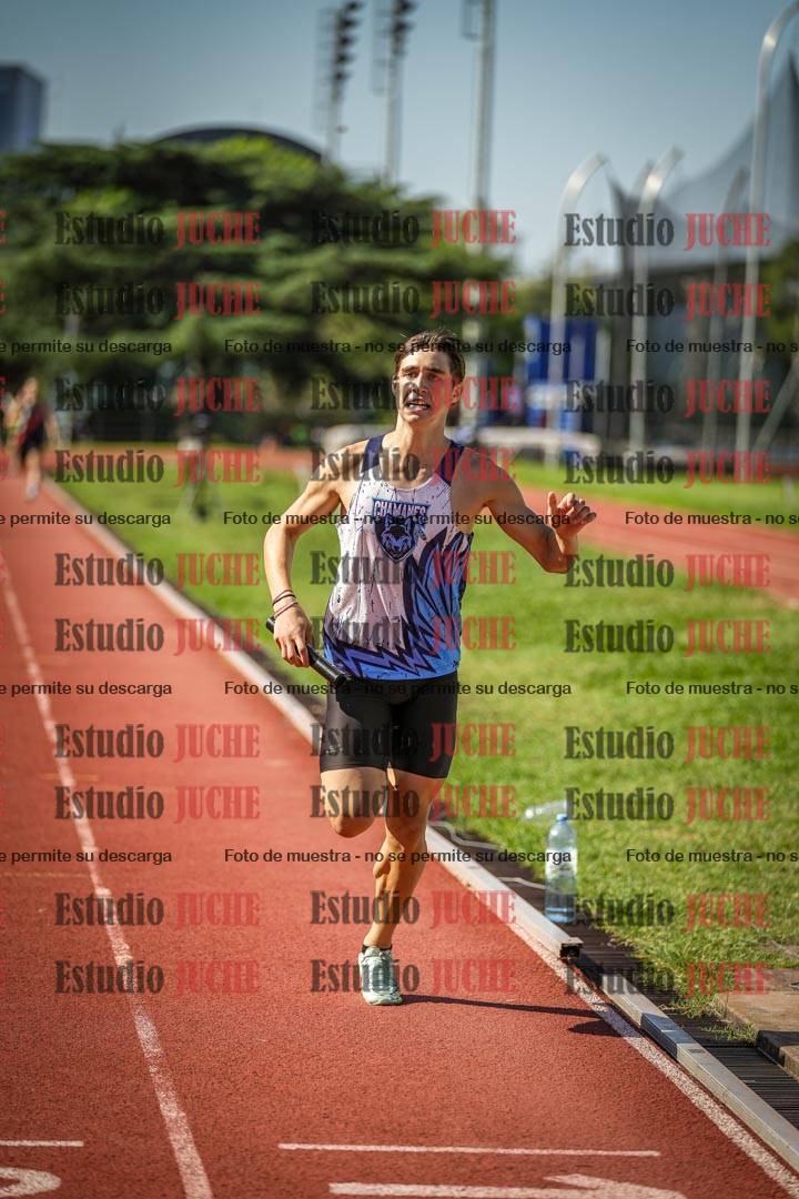 Fotos de las postas 4x400 m llanos de varones