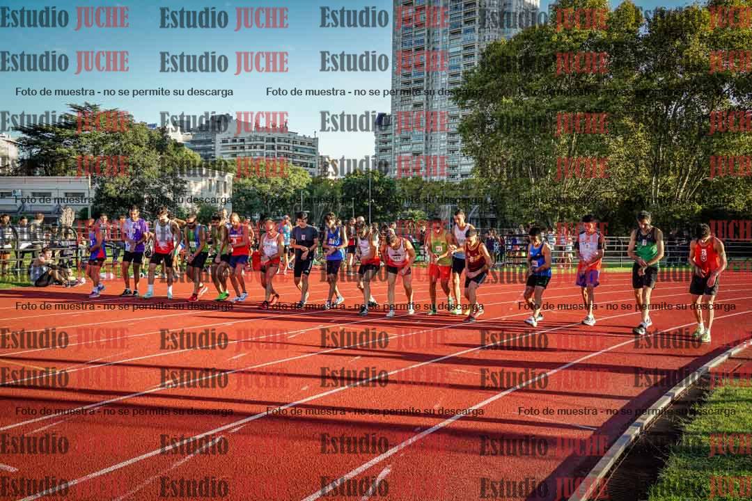 Fotos de los 1500 m llanos de varones