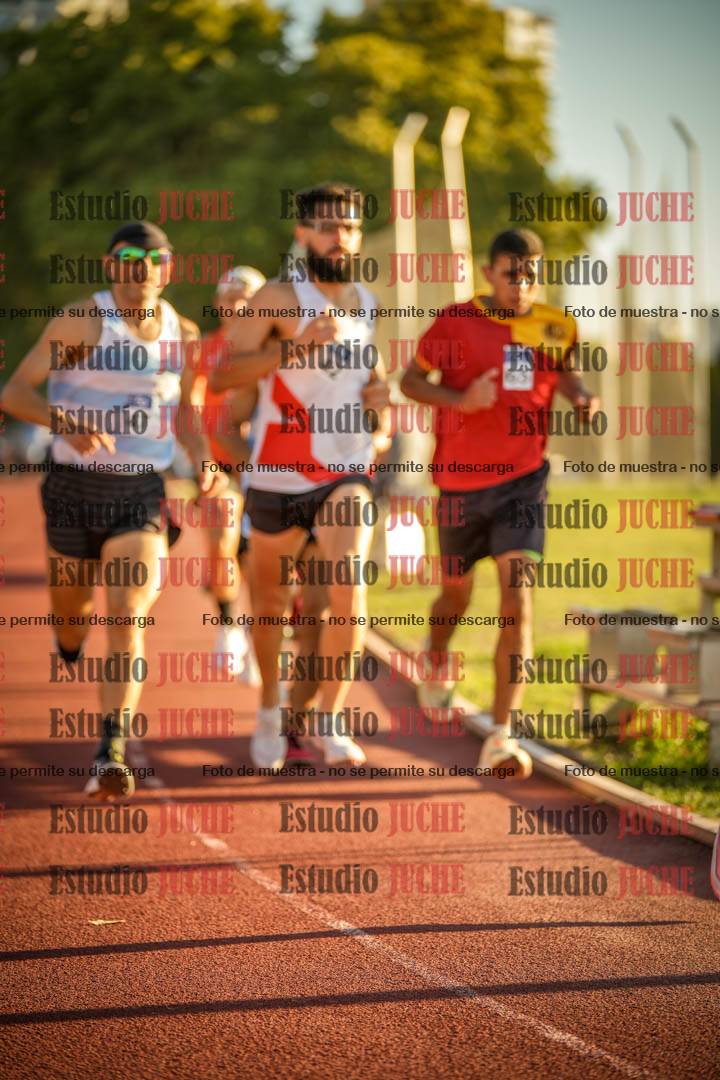 Fotos de los 3000 m llanos de varones