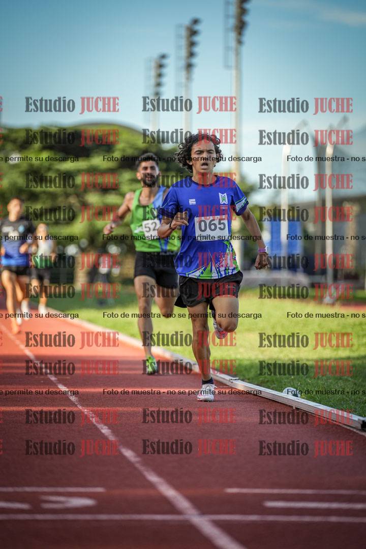 Fotos de los 1500 m llanos de varones