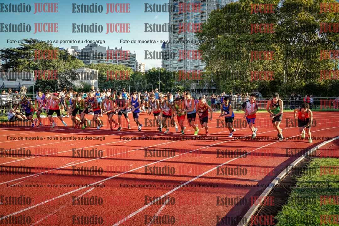 Fotos de los 1500 m llanos de varones