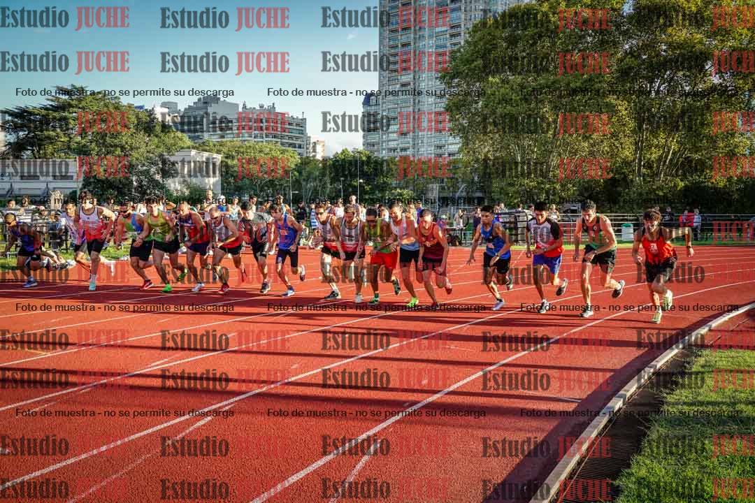 Fotos de los 1500 m llanos de varones