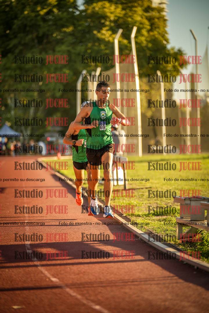 Fotos de los 3000 m llanos de varones