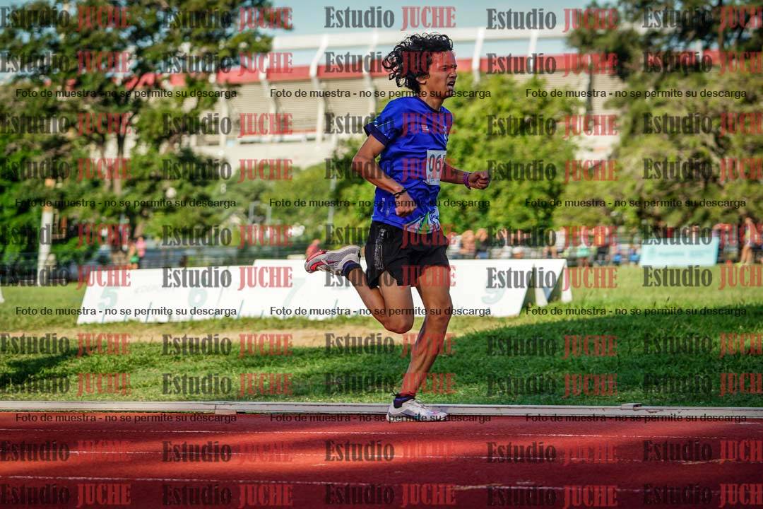 Fotos de los 1500 m llanos de varones