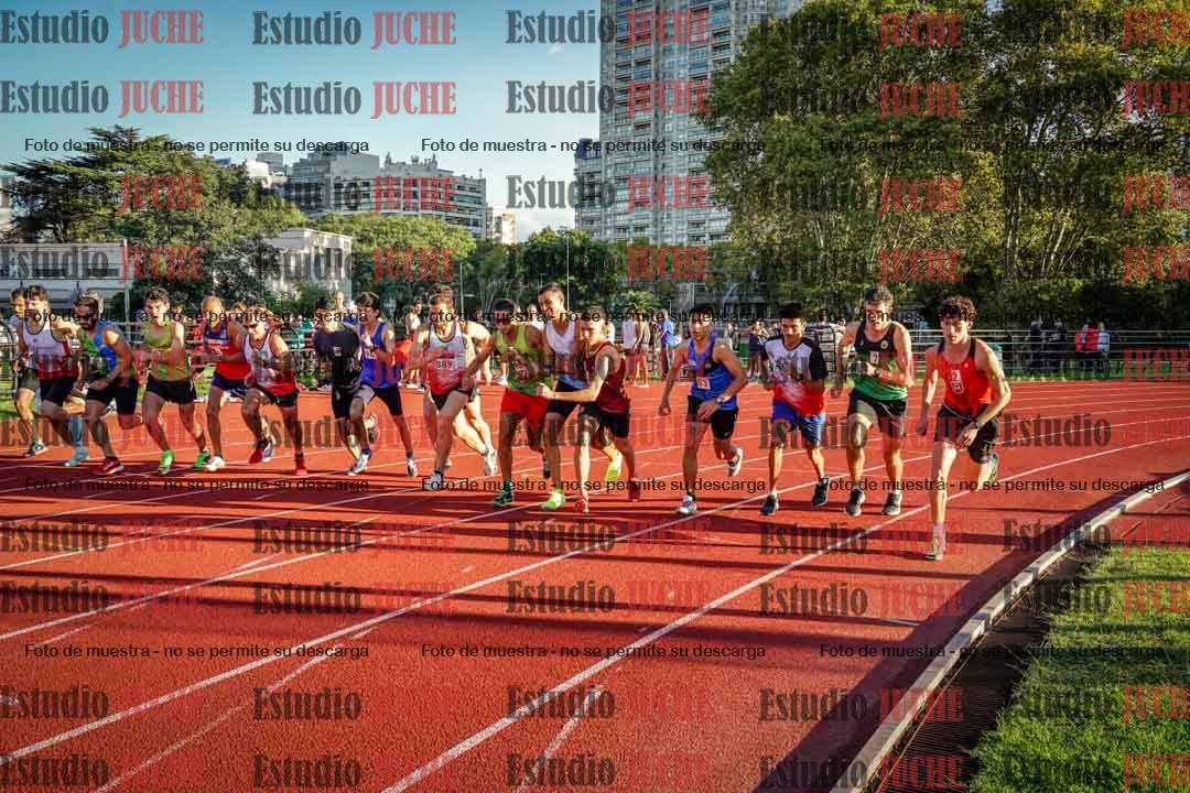 Fotos de los 1500 m llanos de varones