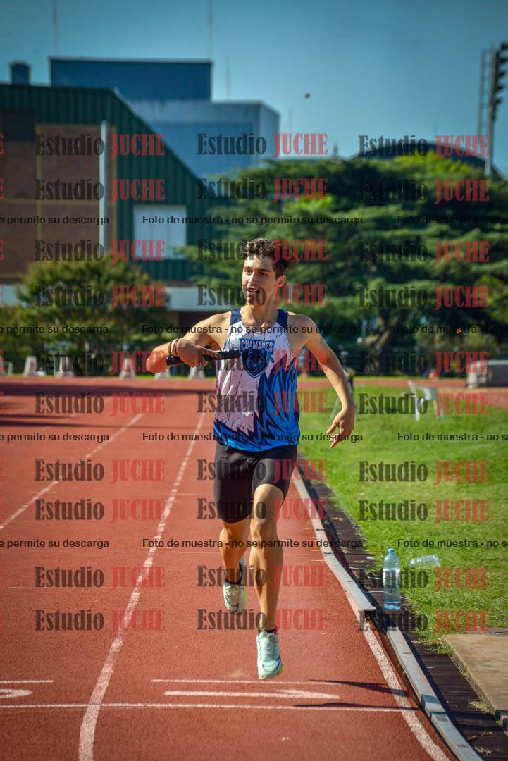 Fotos de las postas 4x400 m llanos de varones