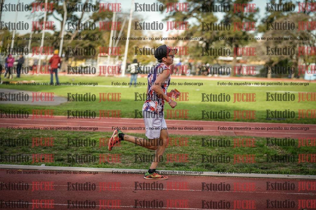 Fotos de los 3000 m llanos de varones