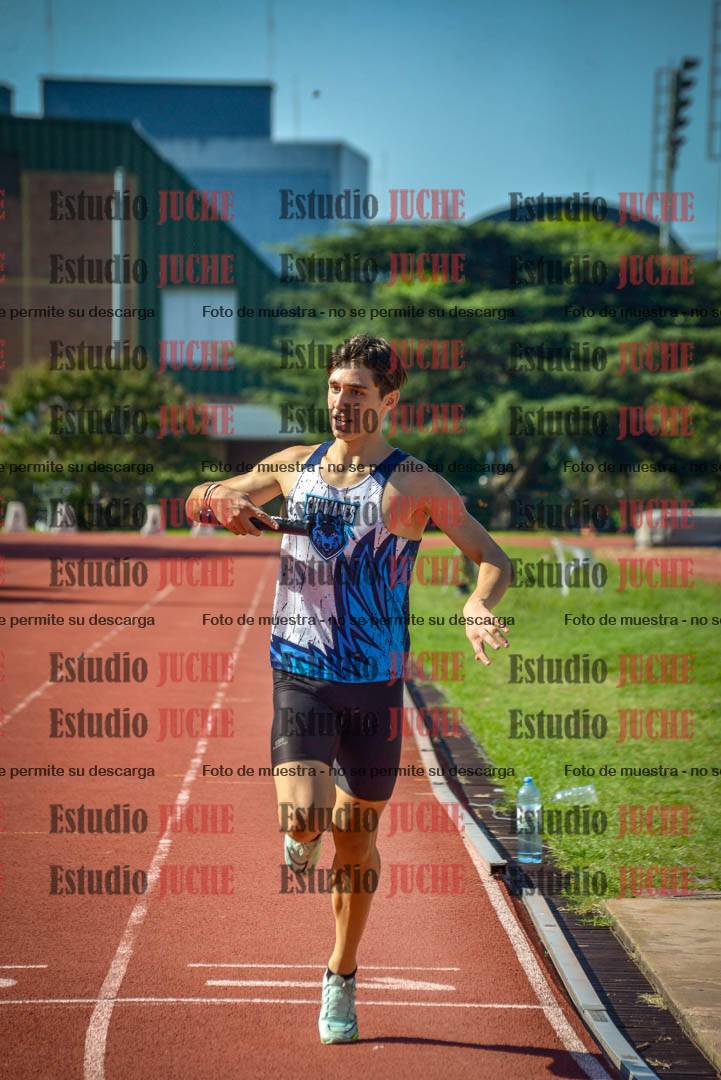 Fotos de las postas 4x400 m llanos de varones