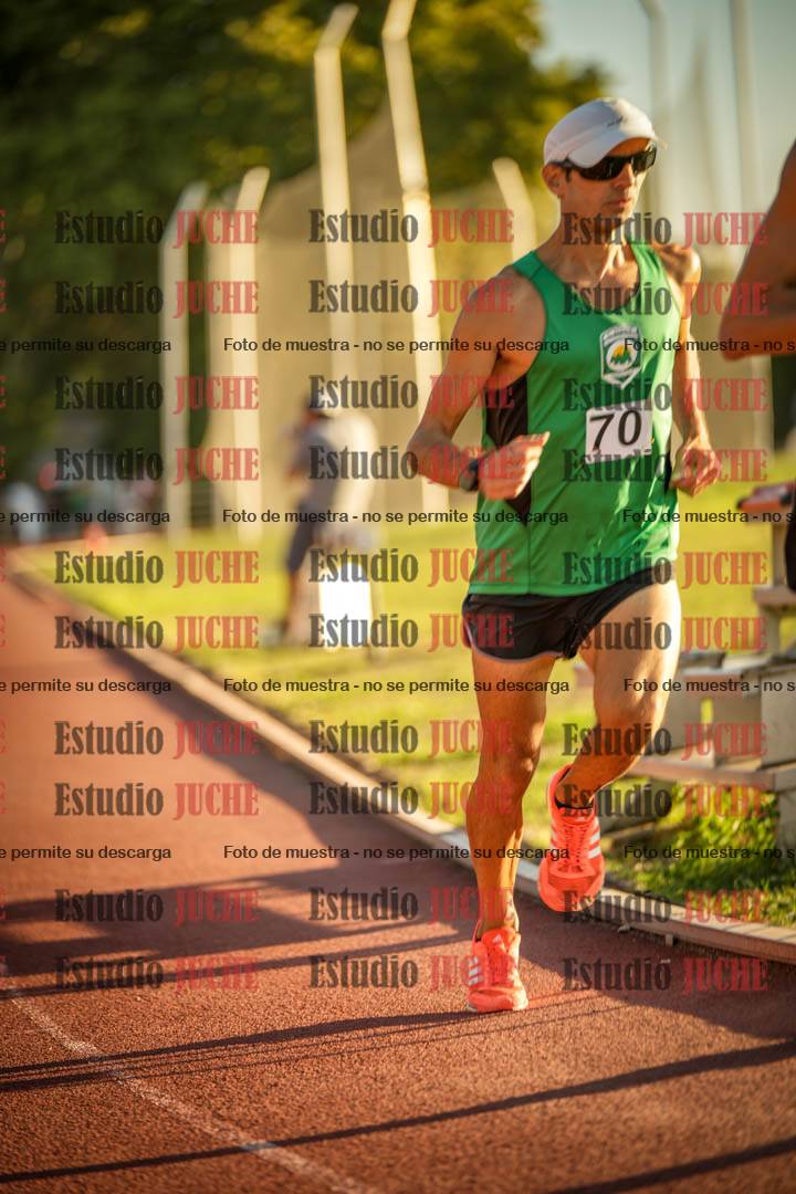 Fotos de los 3000 m llanos de varones