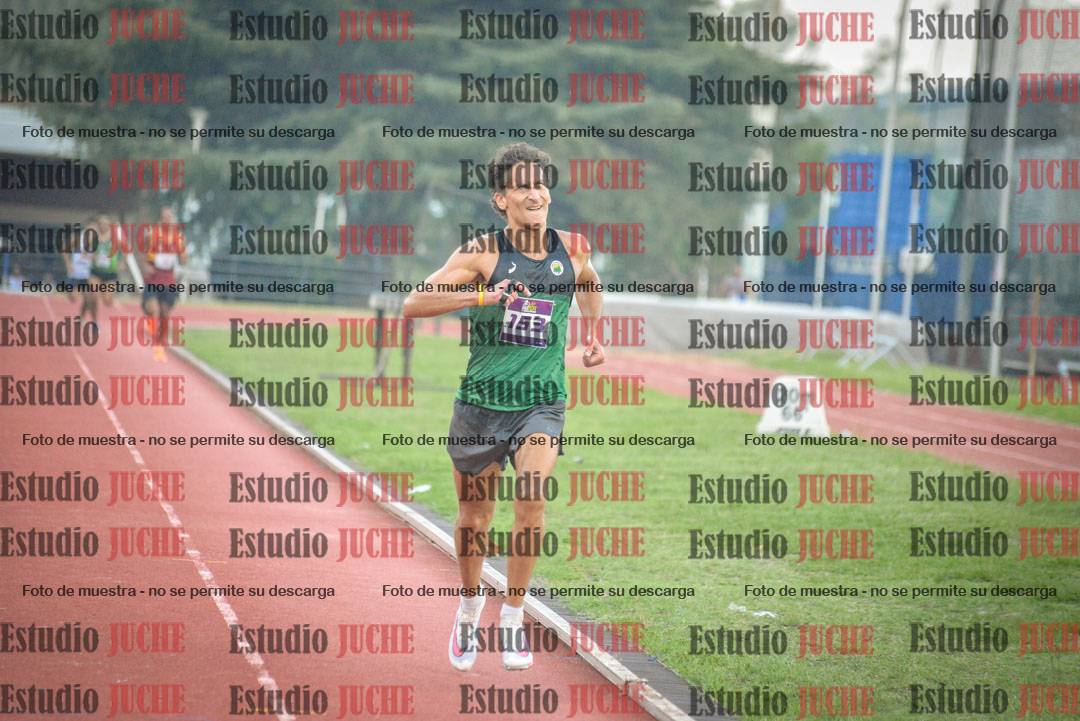 Fotos de los 3000 m llanos de varones