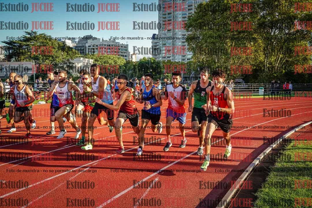 Fotos de los 1500 m llanos de varones