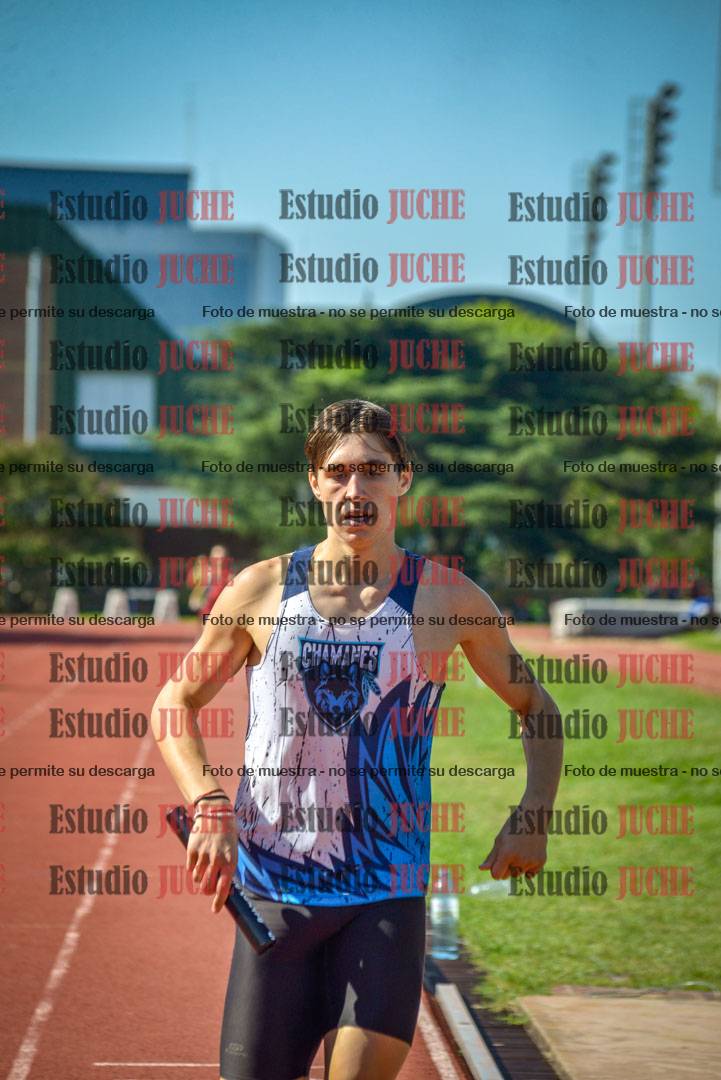 Fotos de las postas 4x400 m llanos de varones