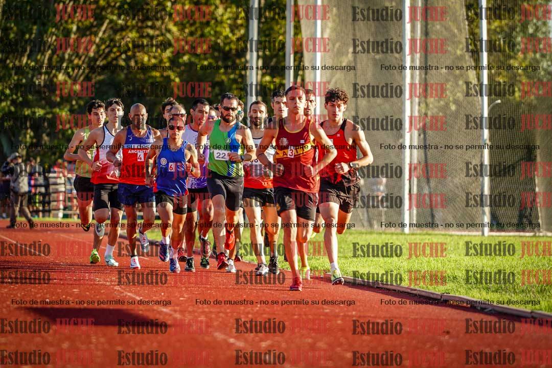 Fotos de los 1500 m llanos de varones